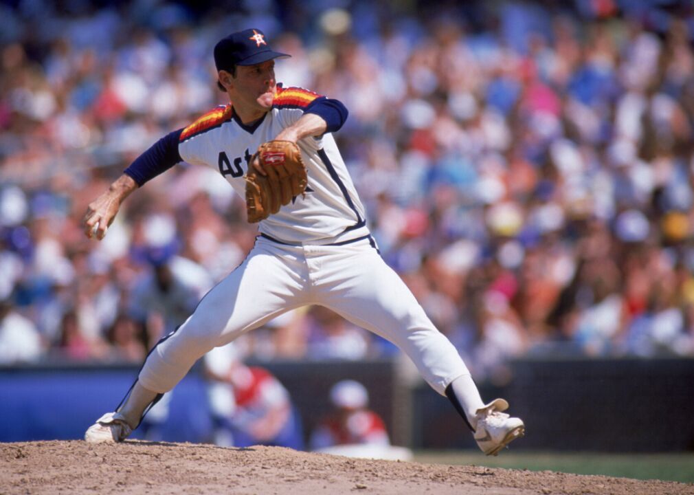 1983: Nolan Ryan becomes strikeout king